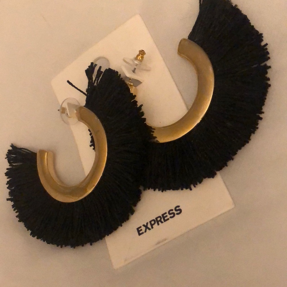 fringe earrings - Picture 2 of 3